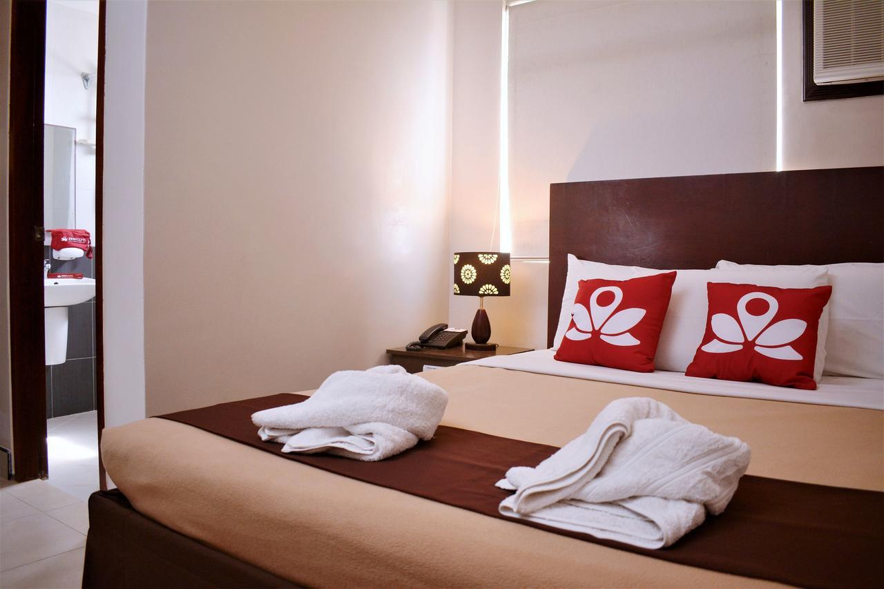 Zen Rooms Malvar Road Puerto Princesa Екстер'єр фото