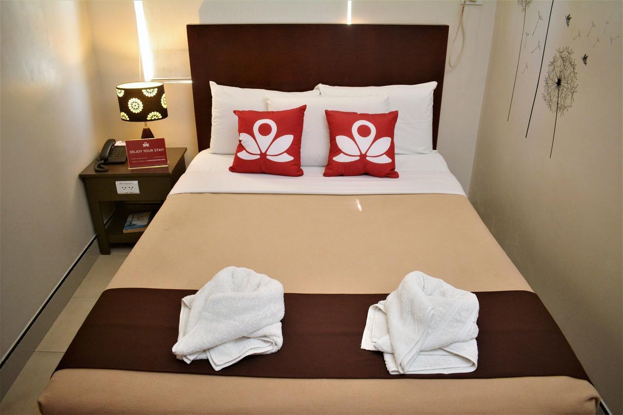 Zen Rooms Malvar Road Puerto Princesa Екстер'єр фото